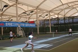 东契奇被美媒狂黑！幕后老板竟然是詹姆斯，湖人管理层彻底怒了